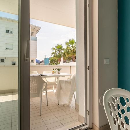 Case Vacanze Blue Bay Resort Roseto Degli Abruzzi Bagian luar foto