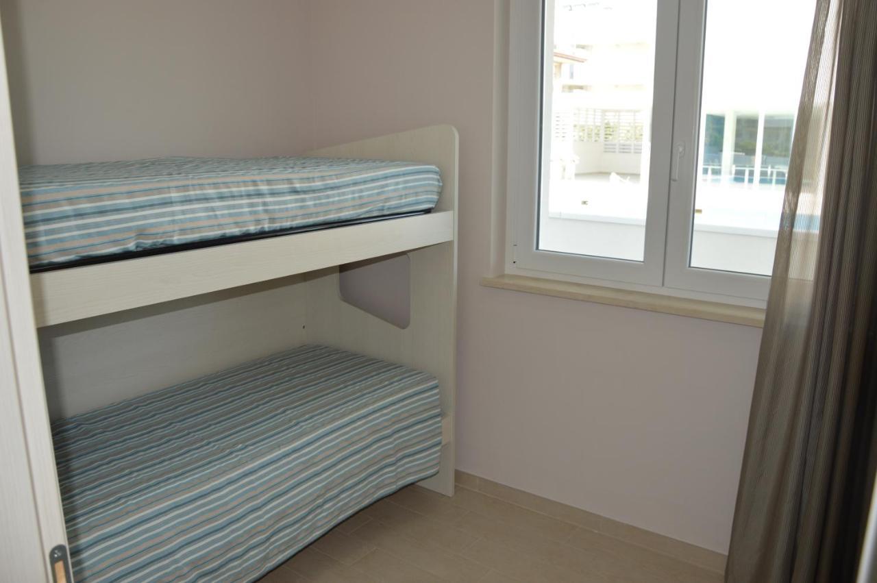Case Vacanze Blue Bay Resort Roseto Degli Abruzzi Bagian luar foto