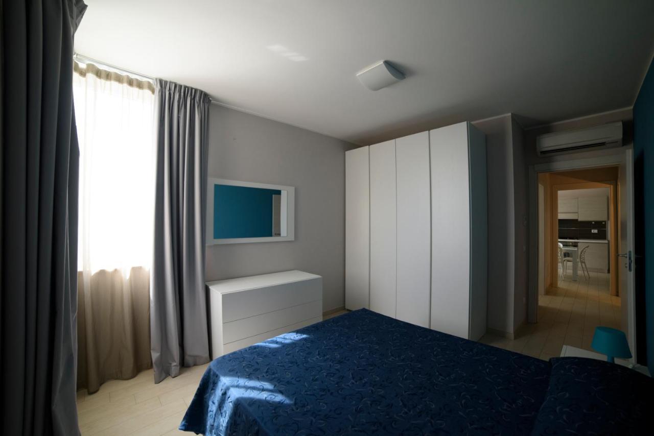 Case Vacanze Blue Bay Resort Roseto Degli Abruzzi Bagian luar foto