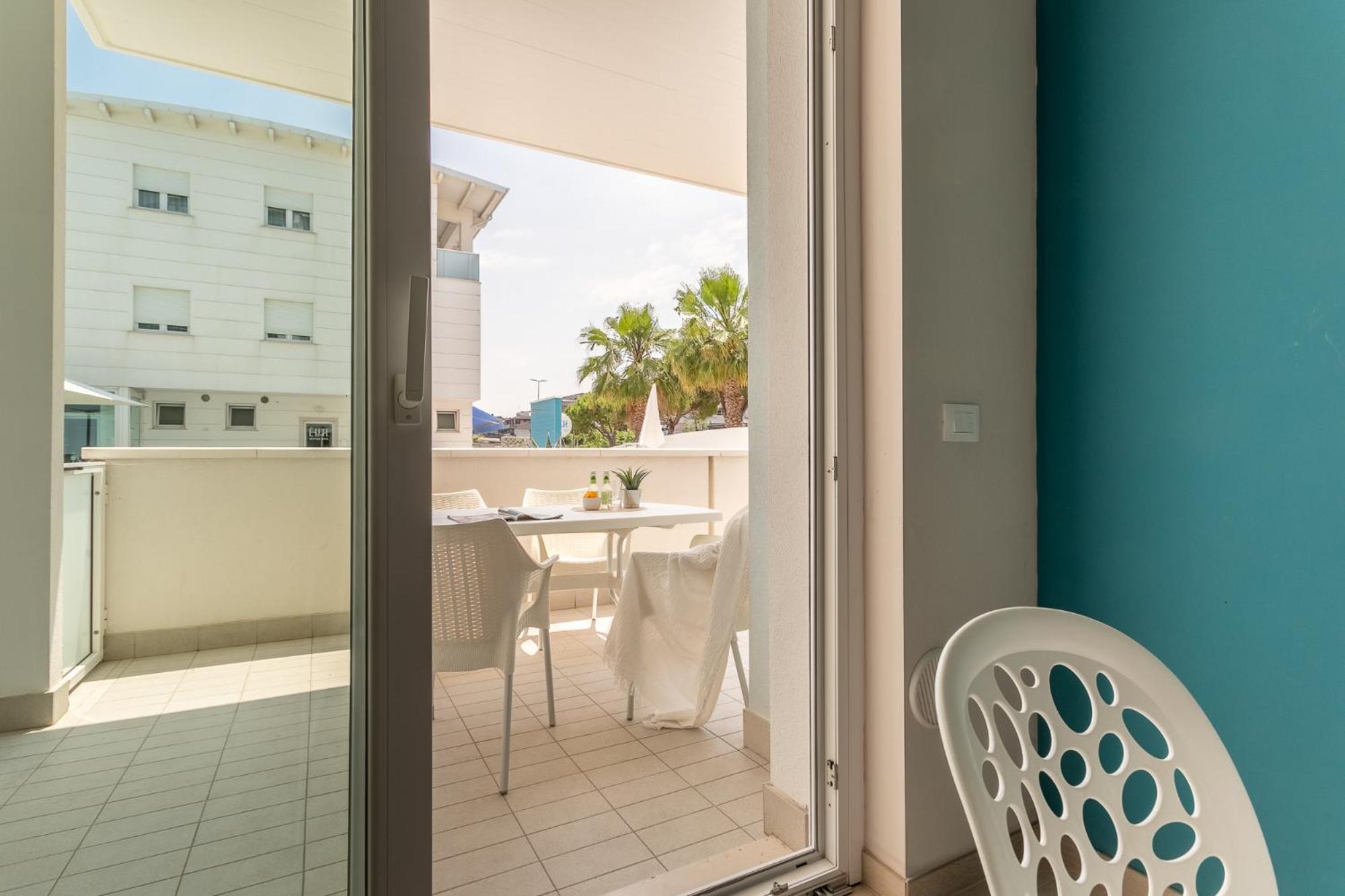 Case Vacanze Blue Bay Resort Roseto Degli Abruzzi Bagian luar foto